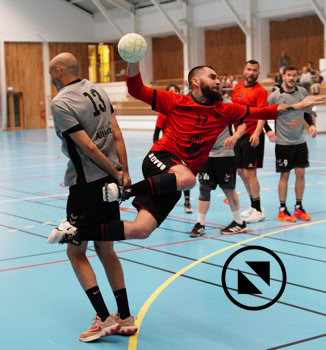 Tir en suspension équipe de handball du club de Sierentz