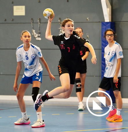 Tir en suspension équipe de handball du club de Sierentz