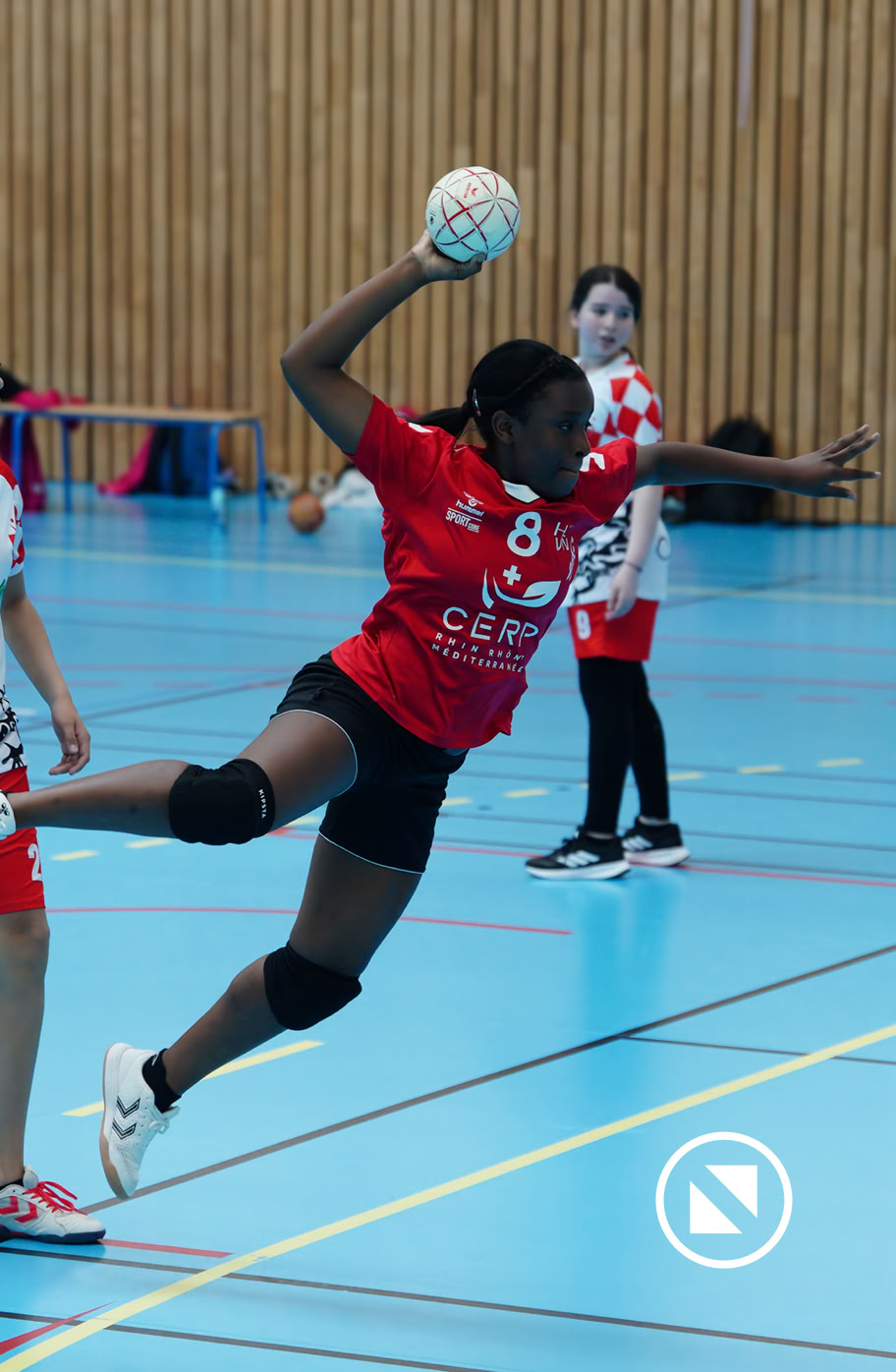 Tir en suspension équipe de handball du club de Sierentz